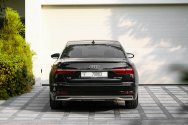 Audi A6 черный