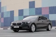 BMW 520 Yeni Nesil Siyah mat bmw 520 black Dubai'de