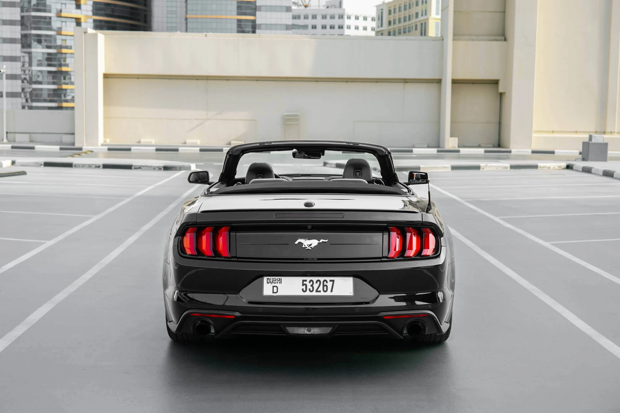 Ford Mustang Convertible Negro D