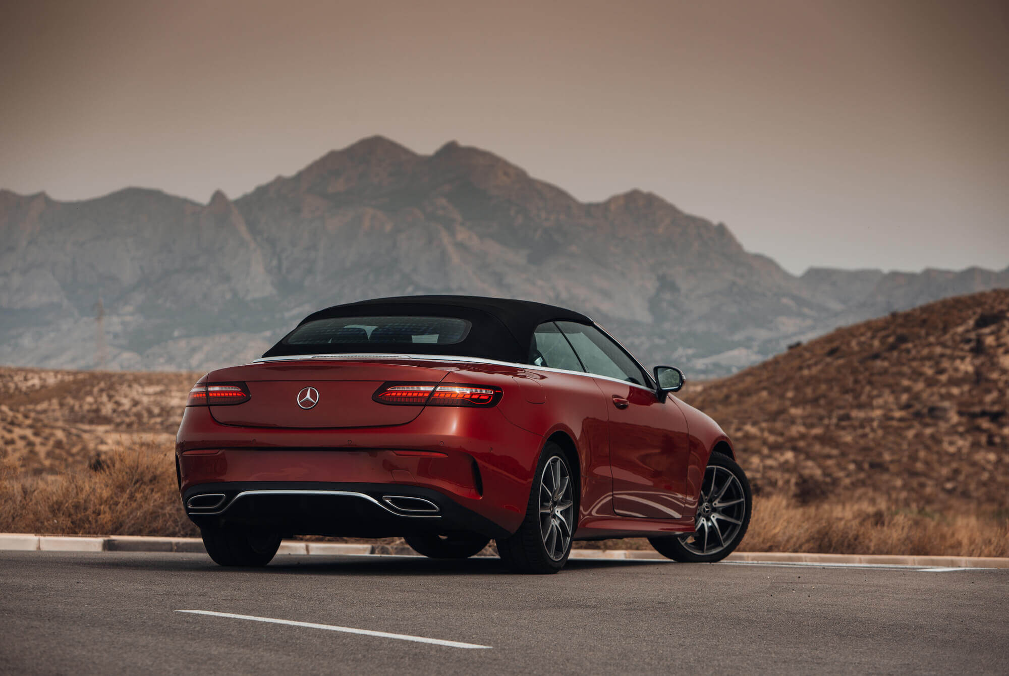 Mercedes-Benz E-class Red