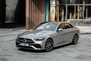 Mercedes C200 серебристый