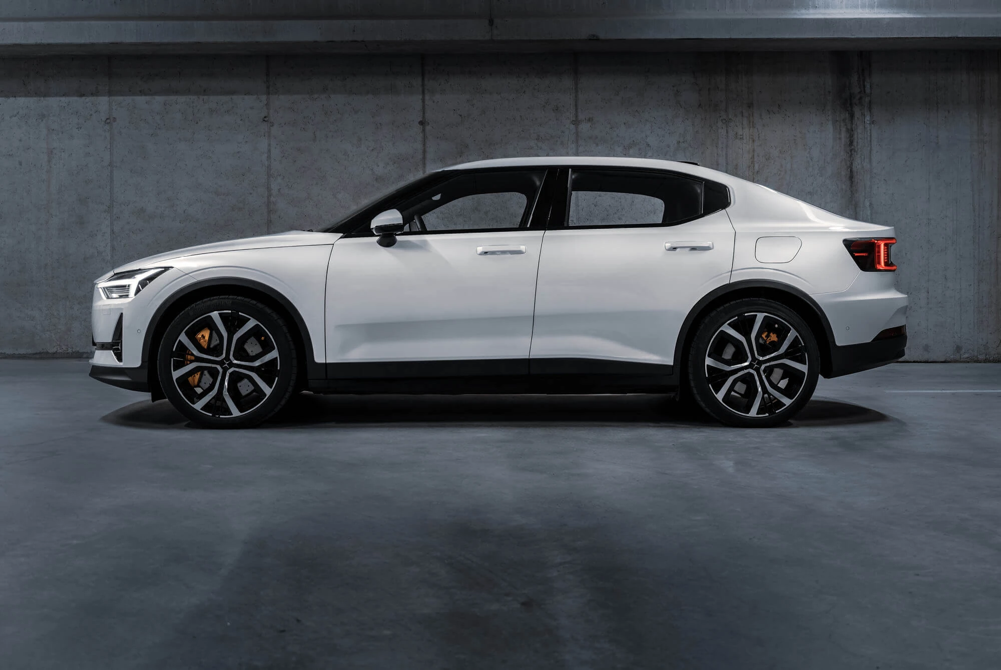 Polestar 2 Weiß