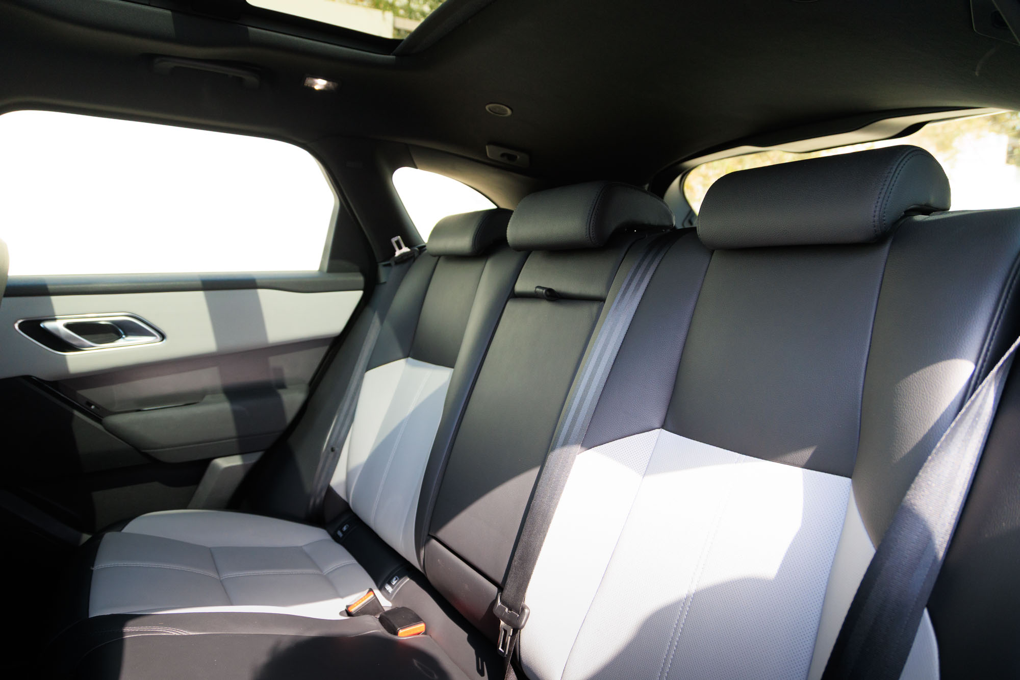 Land Rover Range Rover Velar Grey