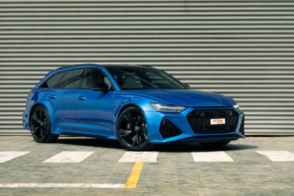 Audi RS6 Blau