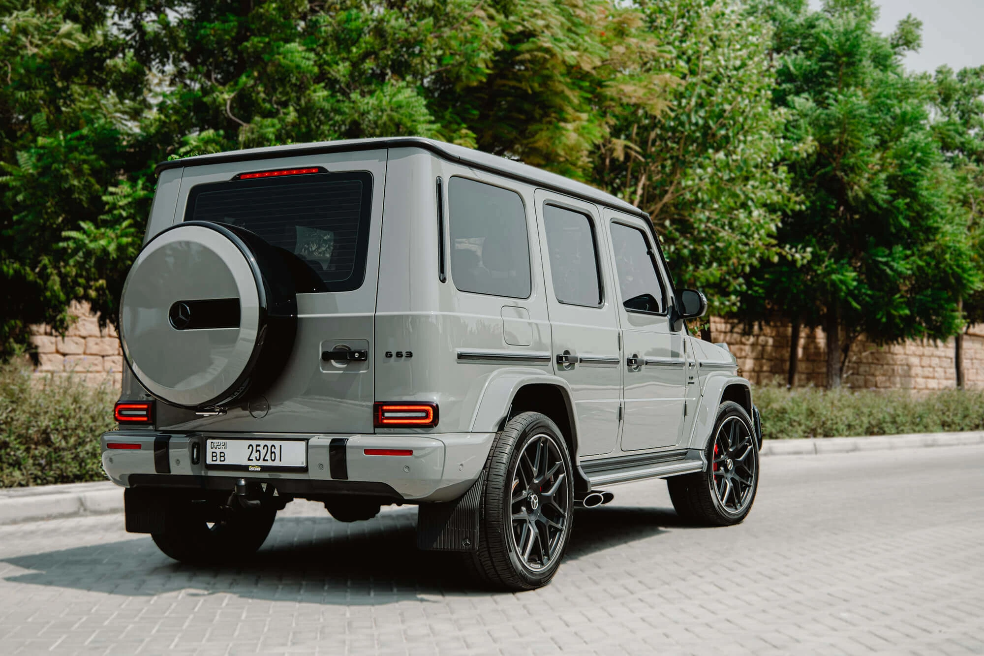 Mercedes G63 AMG grå