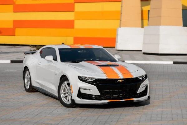 Chevrolet Camaro Blanc et Orange