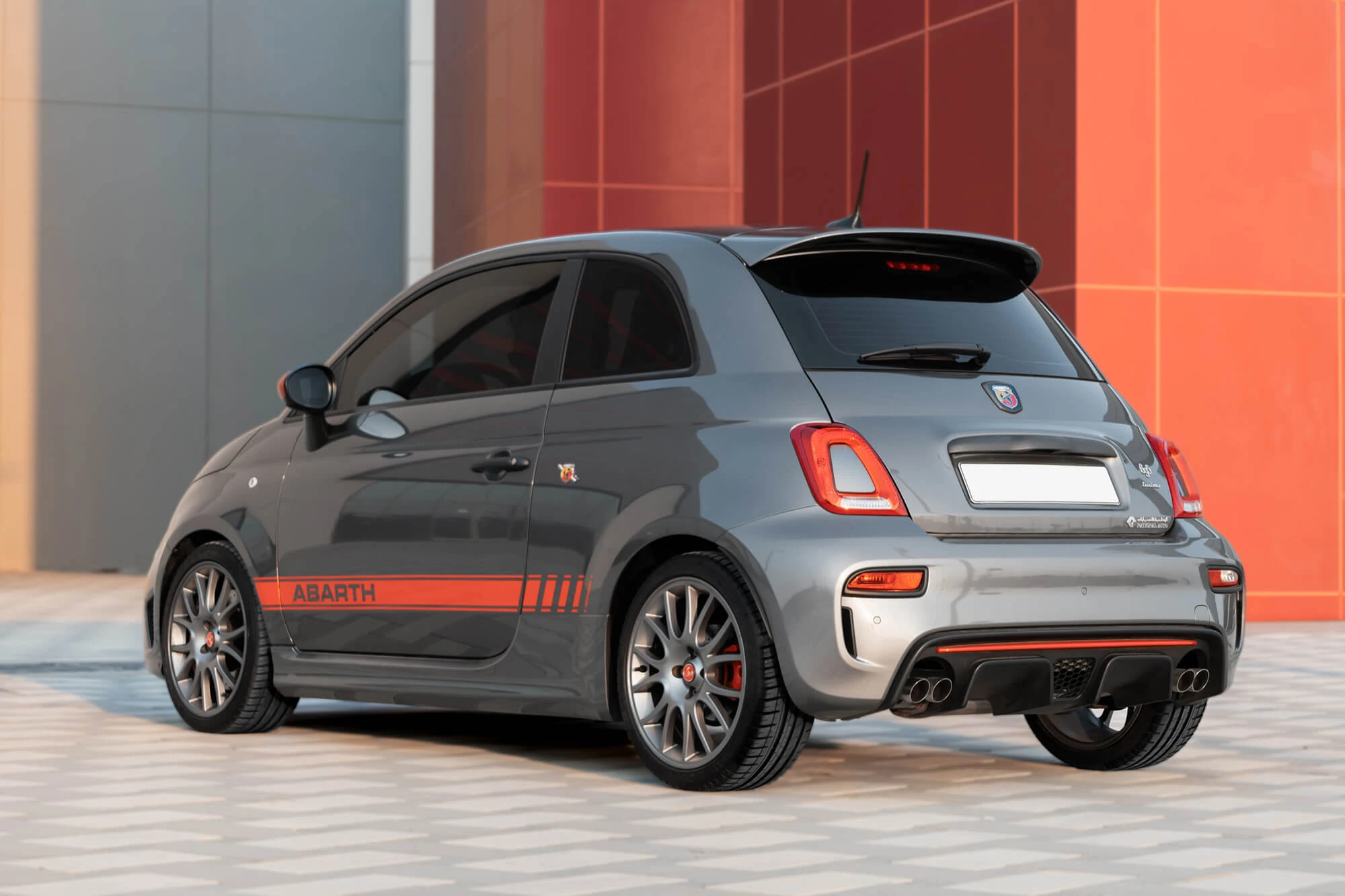Abarth 695 Turismo Gris