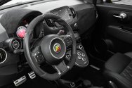 灰色菲亚特 Abarth 695 Turismo