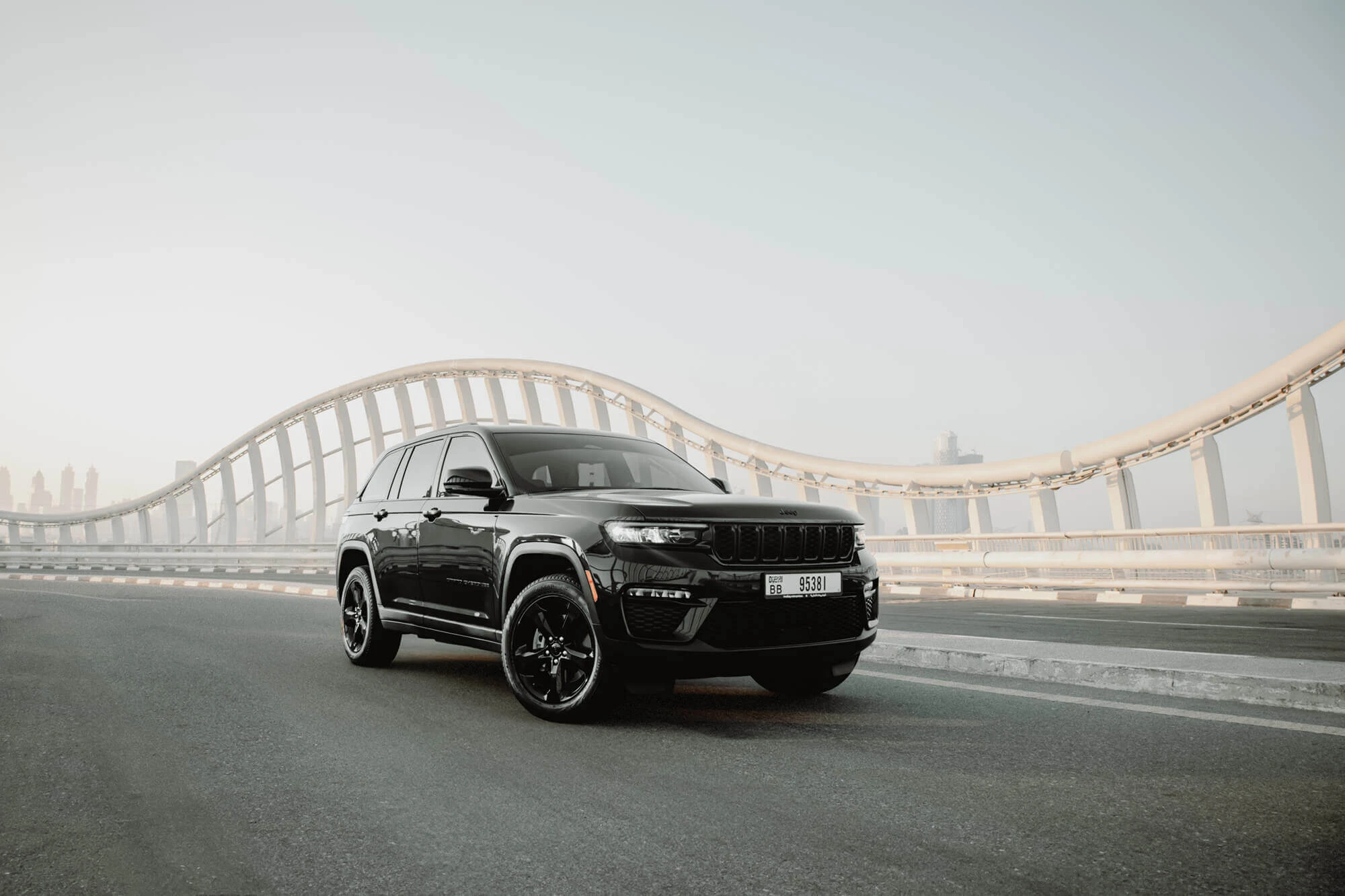 Jeep Grand Cherokee Preto