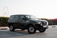 Nissan Patrol Schwarz