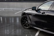 BMW 850i M Performancе Black