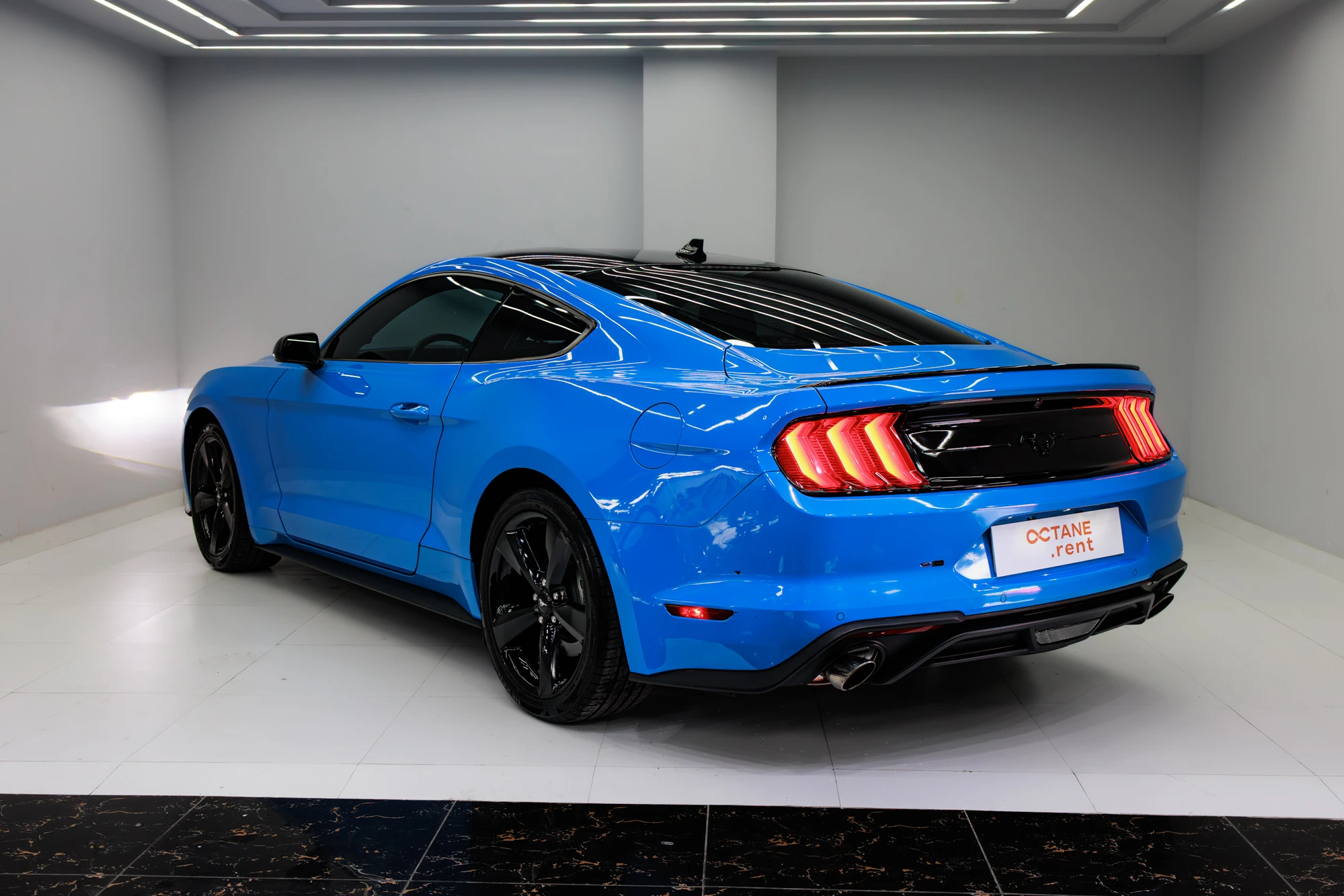 Ford Mustang Blue