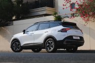 Kia Sportage Nova Geração Branco e Preto Kia Sportage Nova Geração Branco e Preto