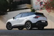 Kia Sportage New Gen белый и черный