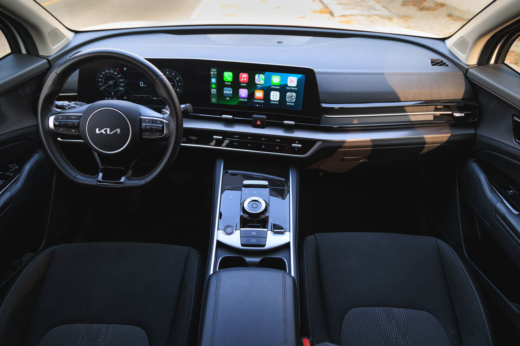 Kia Sportage Nova Geração Branco e Preto Kia Sportage Nova Geração Branco e Preto