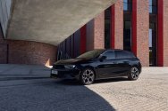 Opel Astra Black