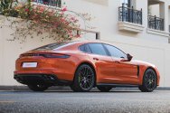 Porsche Panamera 4 Hybrid Orange