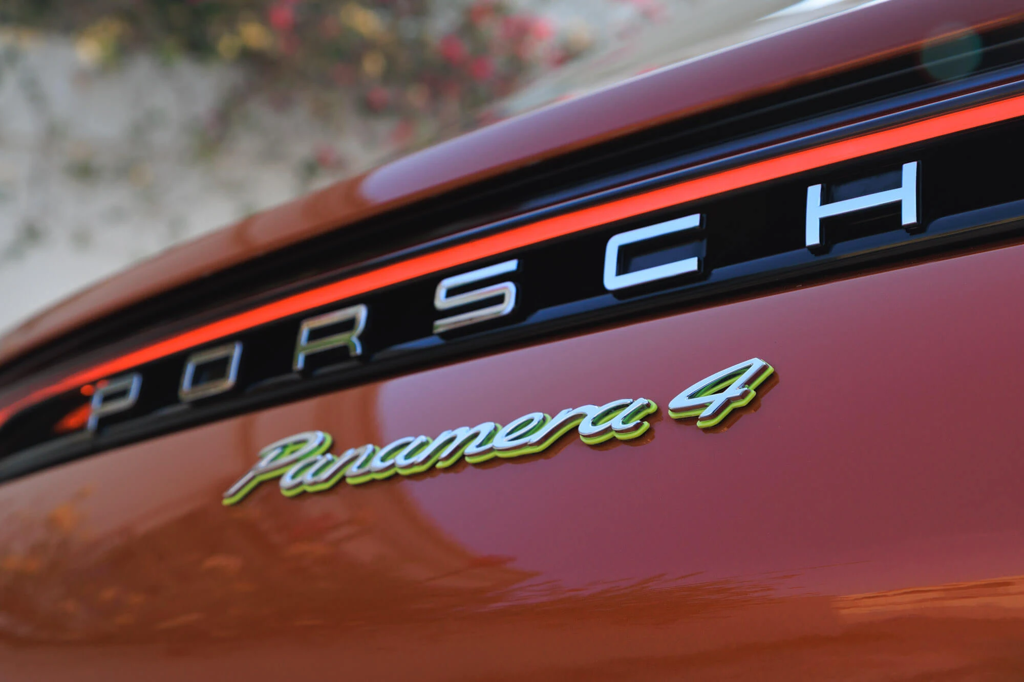Porsche Panamera 4 Hybrid Orange