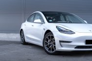 Tesla Model 3 Long Range Dual Motor White