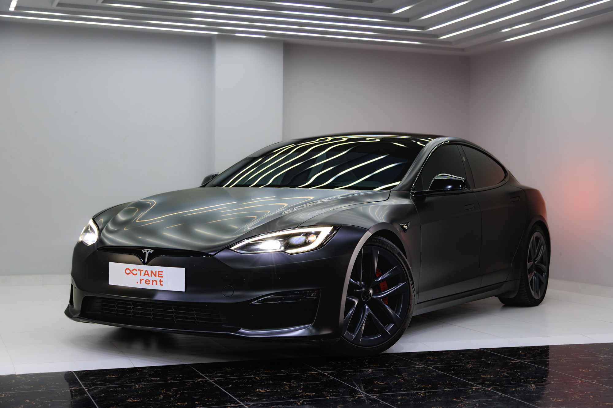 Tesla Model S Плед черный Tesla Model S Плед черный