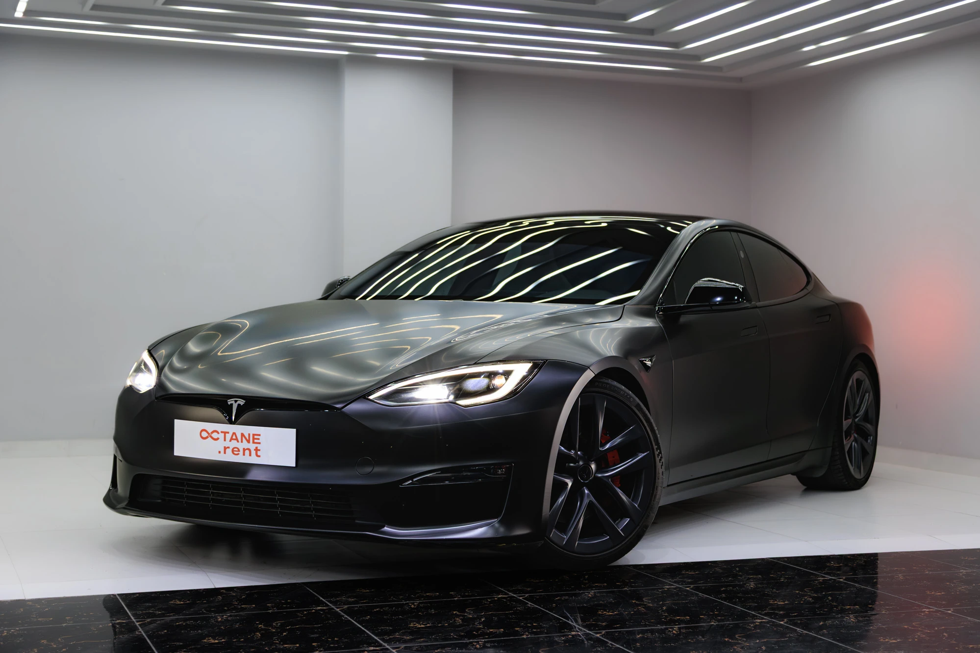 Tesla Model S Плед черный