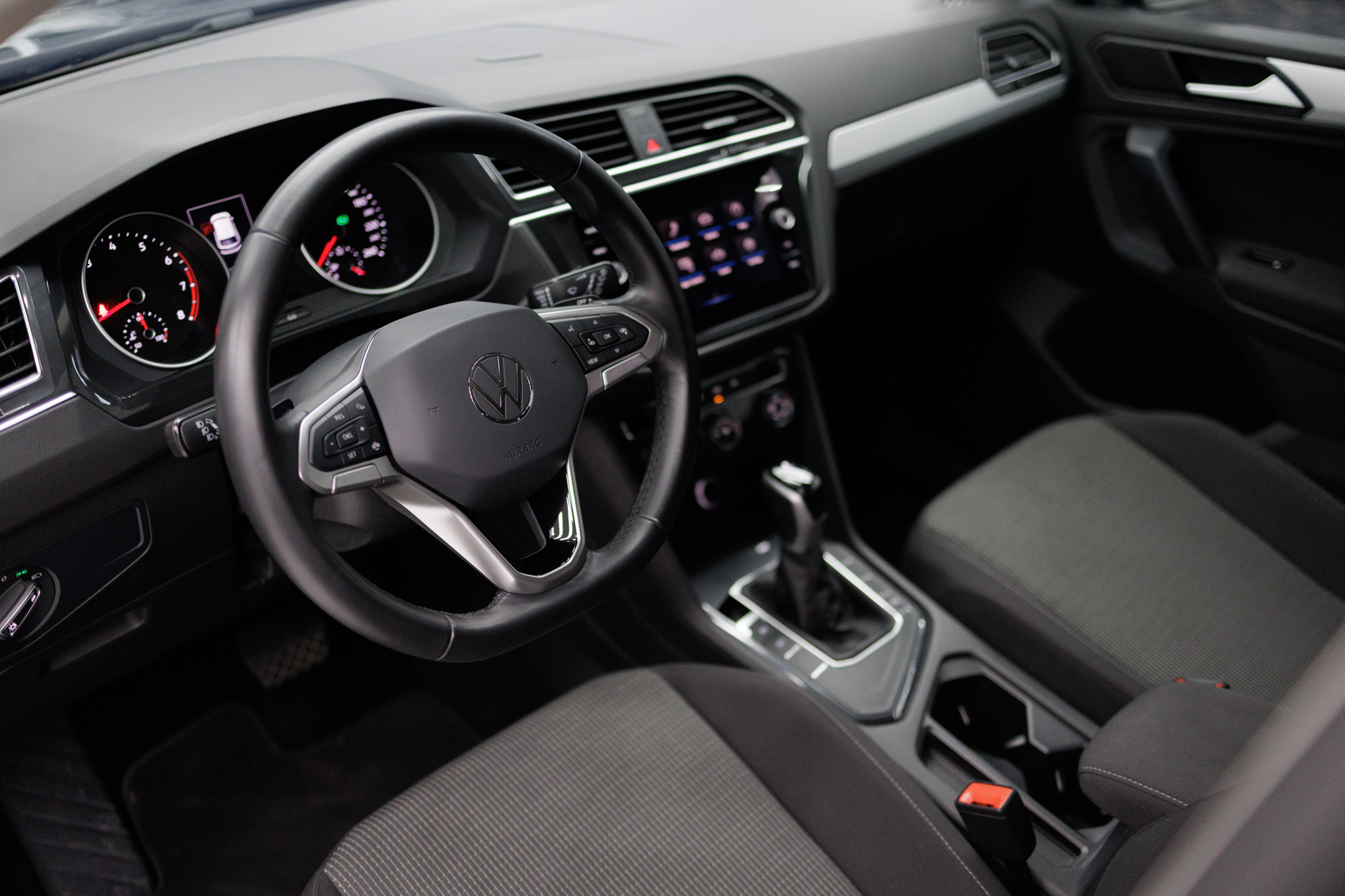 Volkswagen Tiguan Grey Volkswagen Tiguan Grey