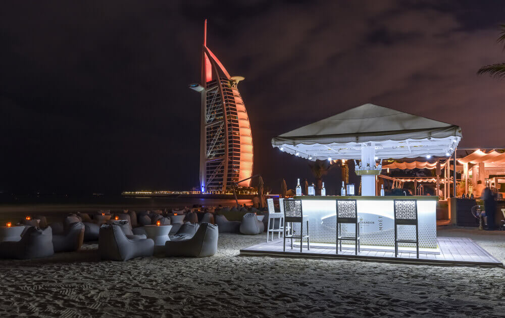 Best Bars and Pubs in Dubai