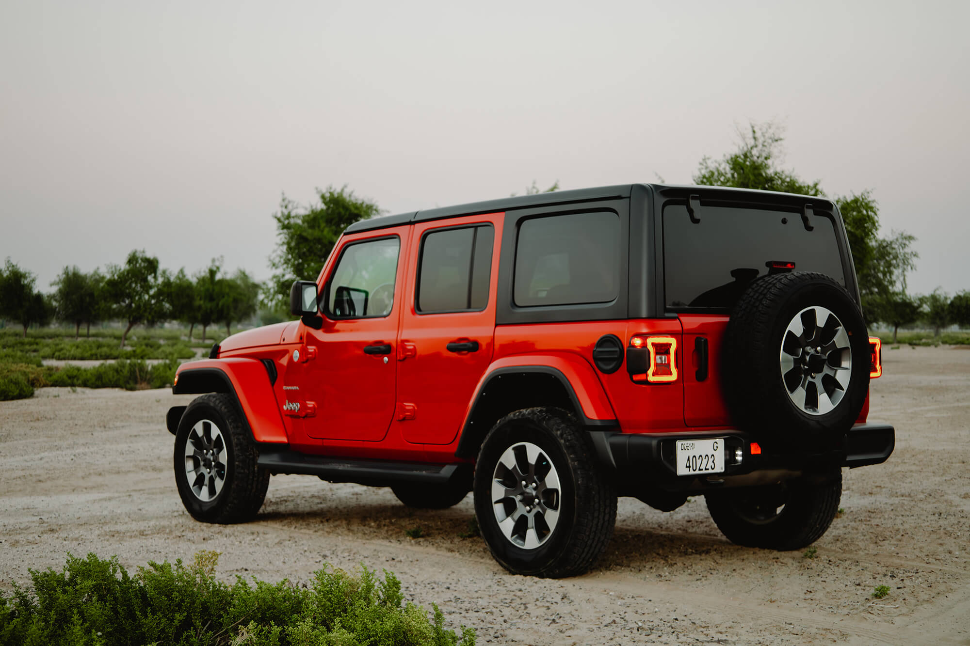 Jeep Wrangler V6 Red