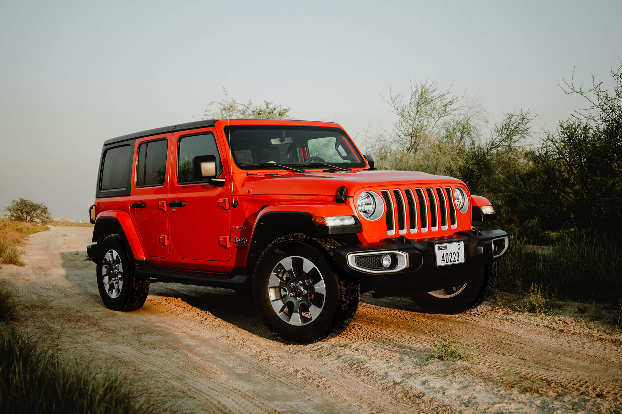 Jeep Wrangler V6 Red