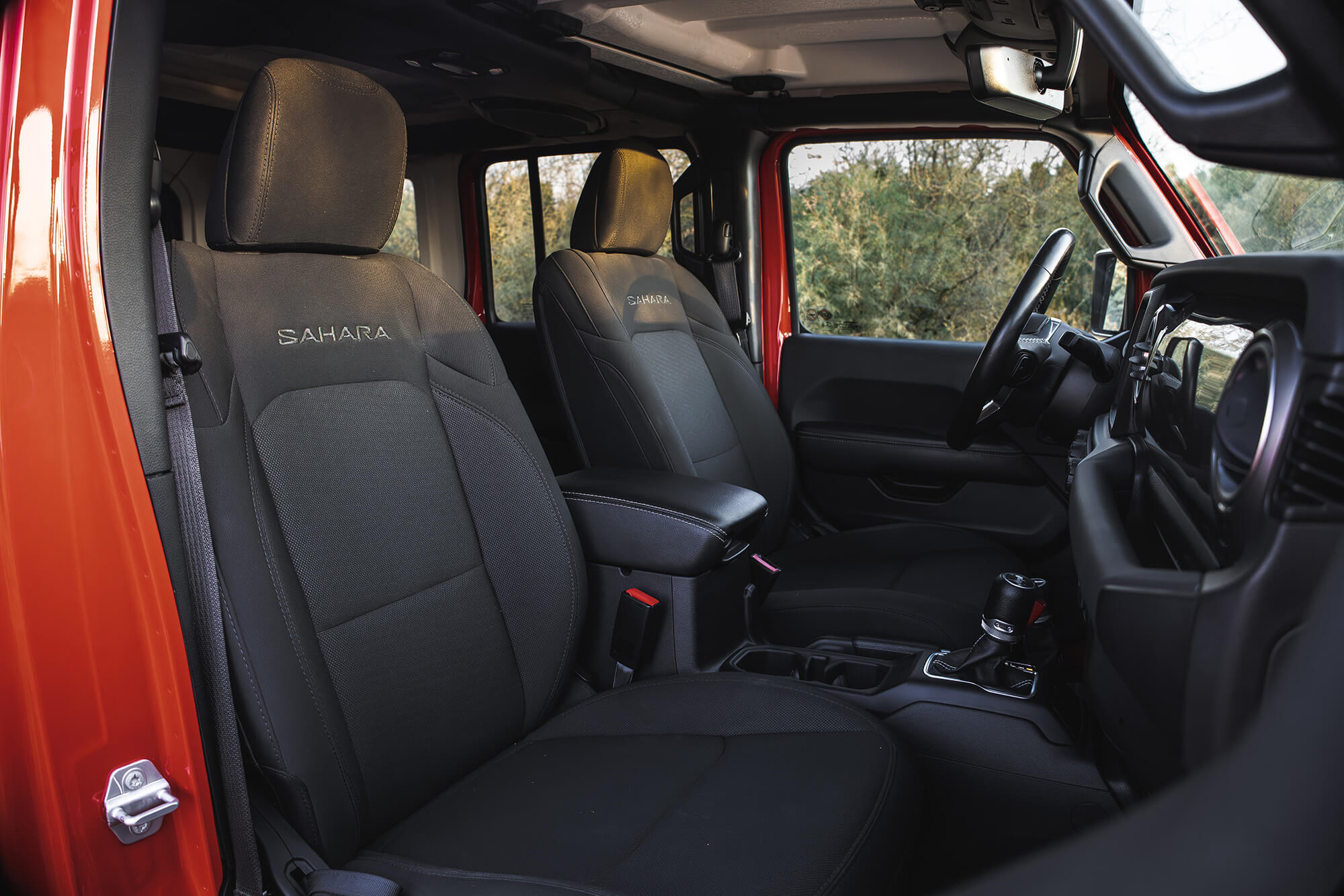 Jeep Wrangler V6 Red