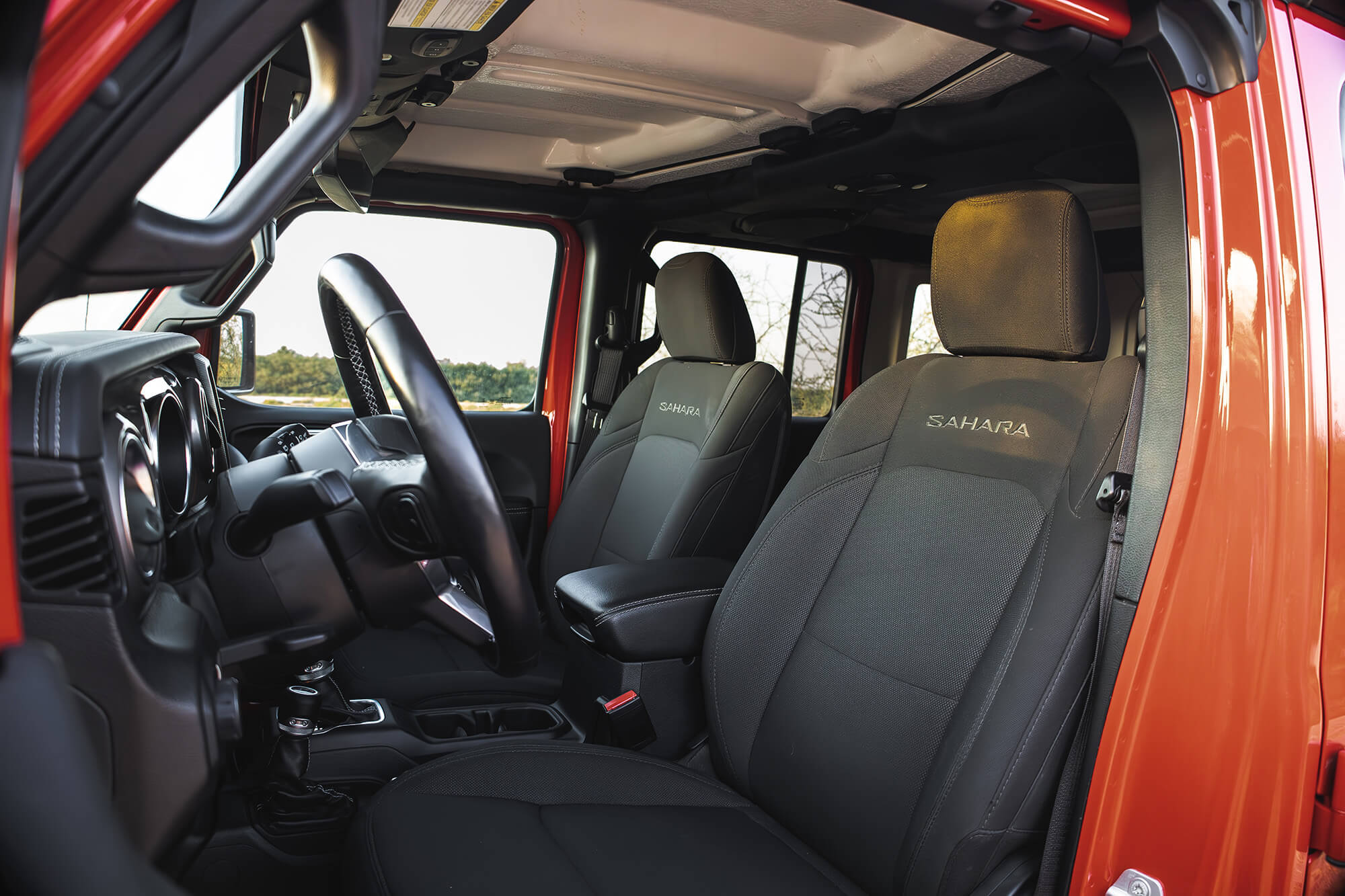 Jeep Wrangler V6 Red