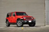 Jeep Wrangler V6 Red