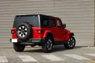 Jeep Wrangler V6 Red