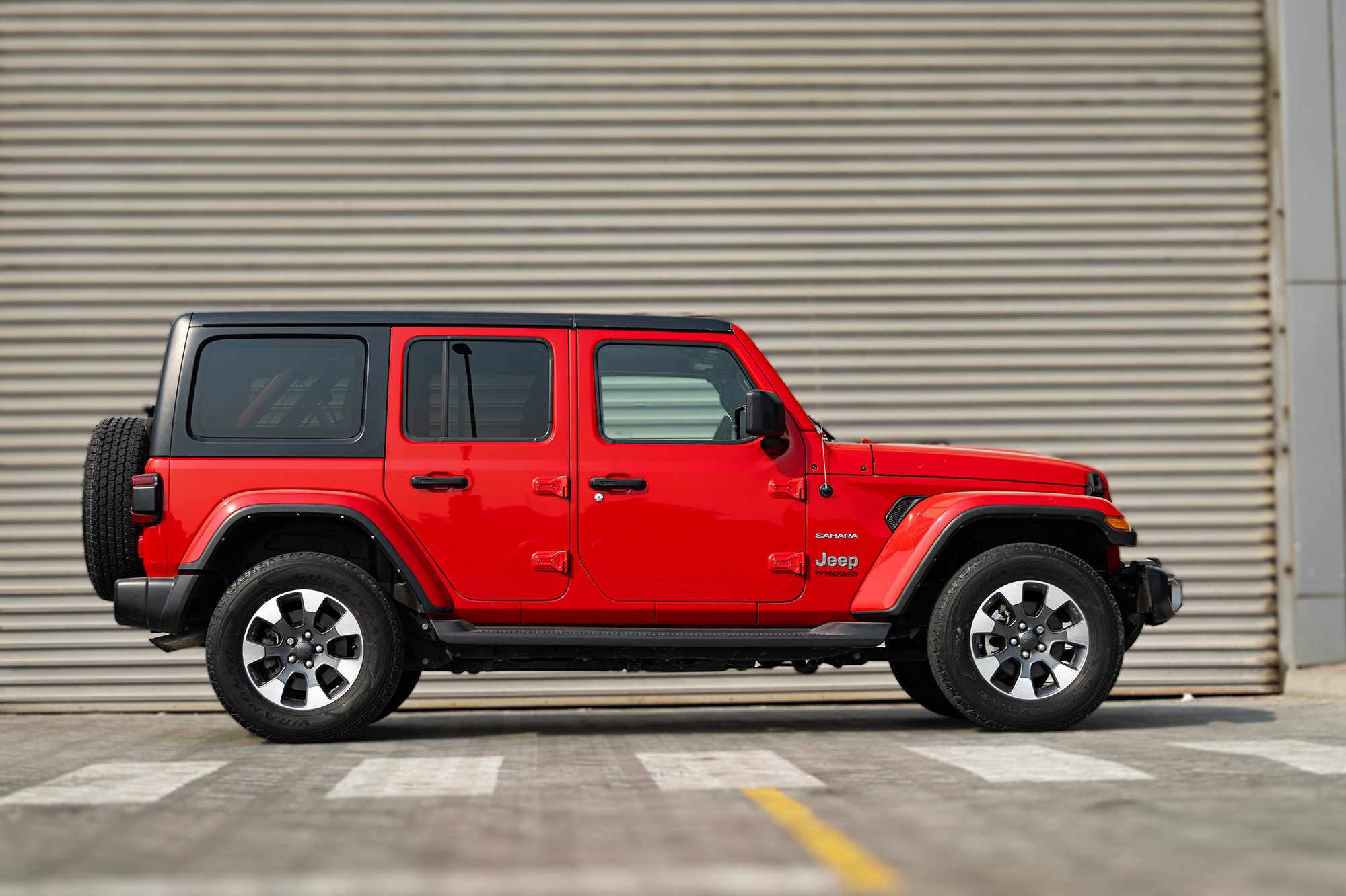 Jeep Wrangler V6 Red