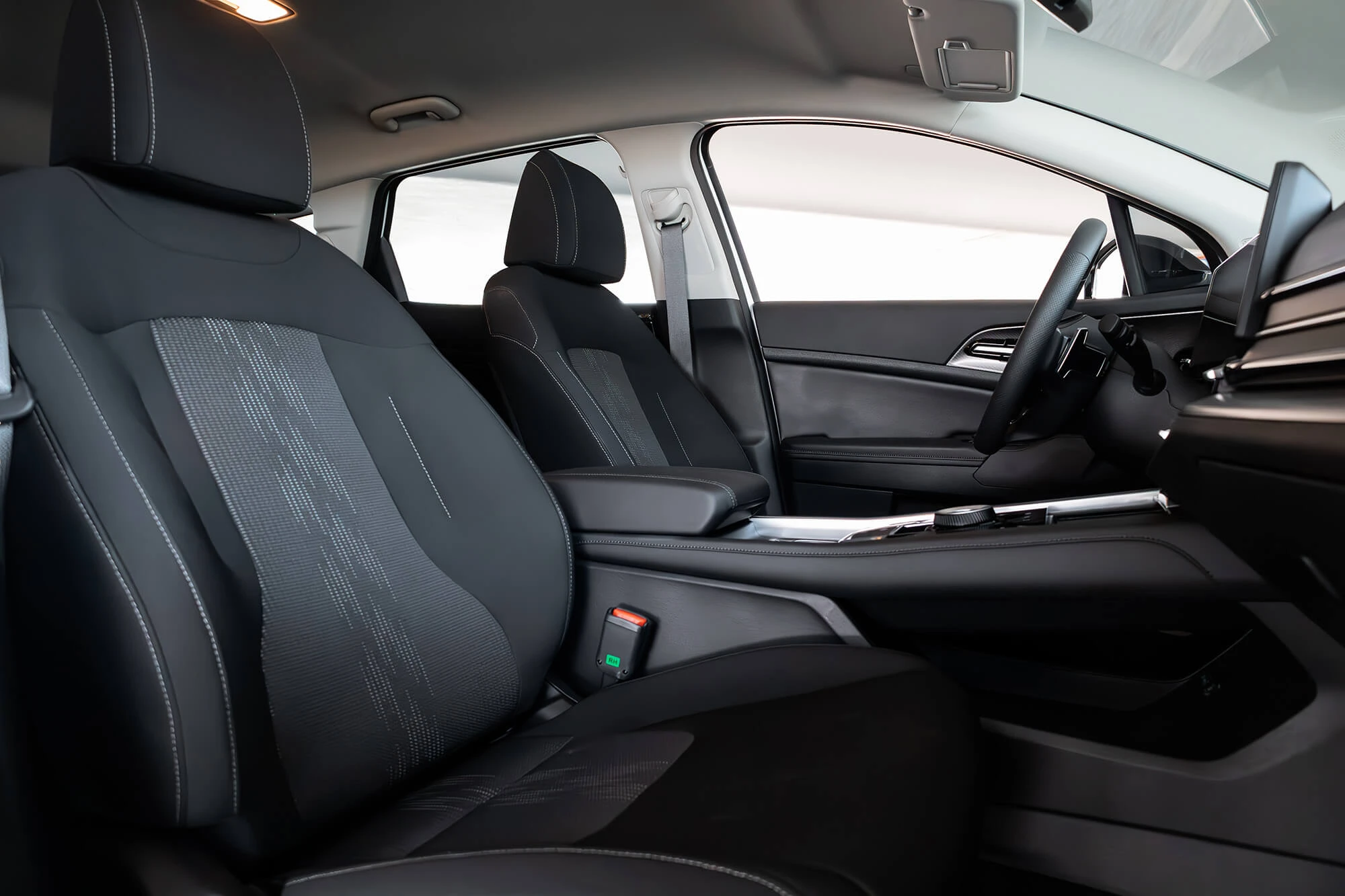Kia Sportage New Gen Blanco y Negro