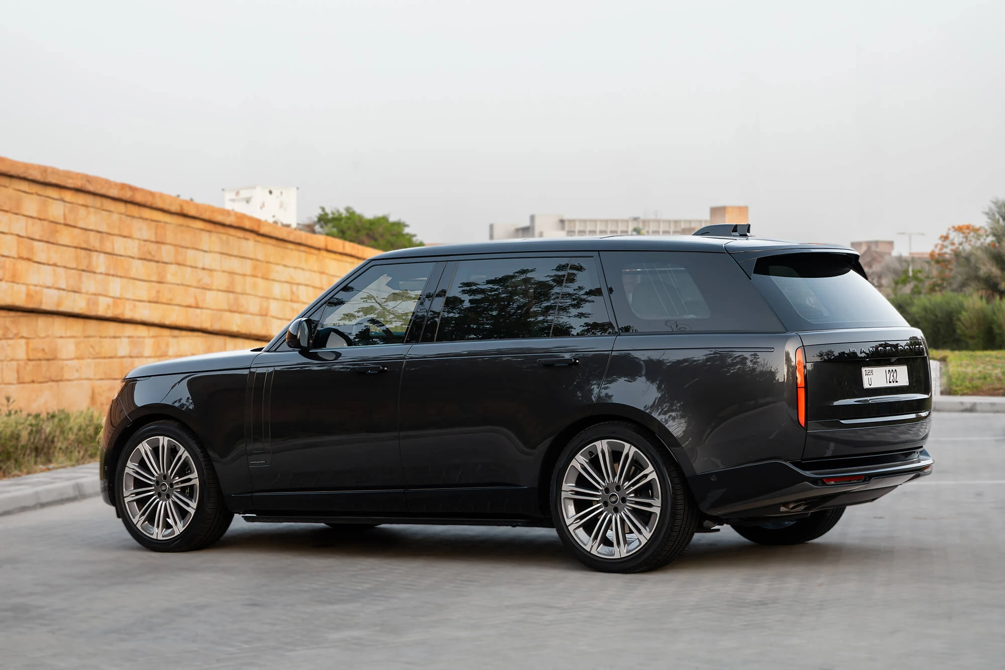 Land Rover Range Rover Autobiography Long Grey