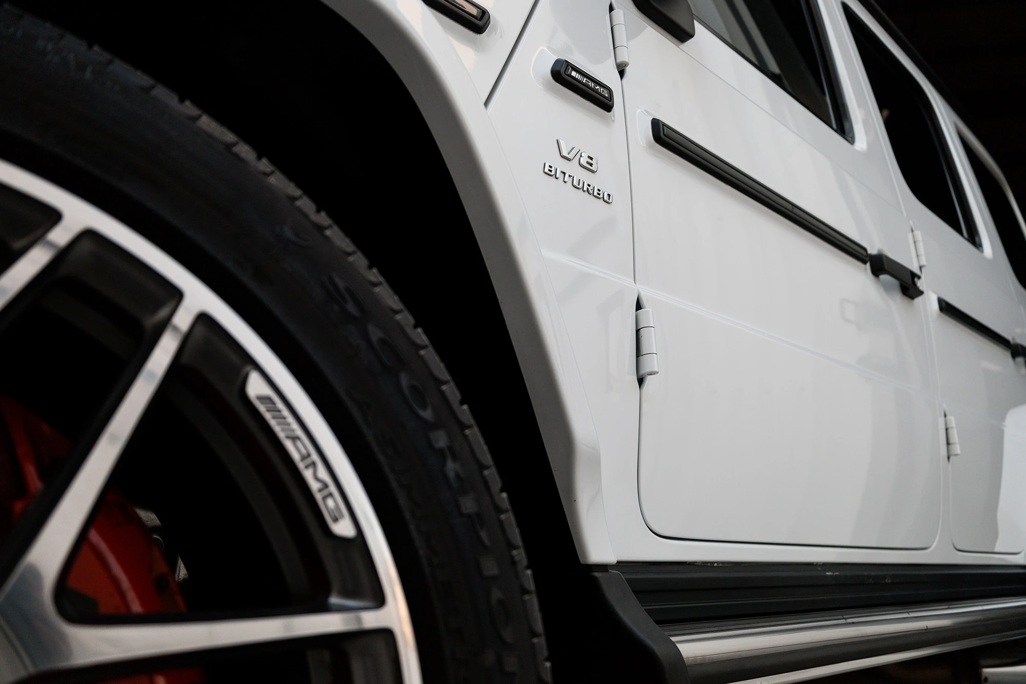 Mercedes G63 AMG White
