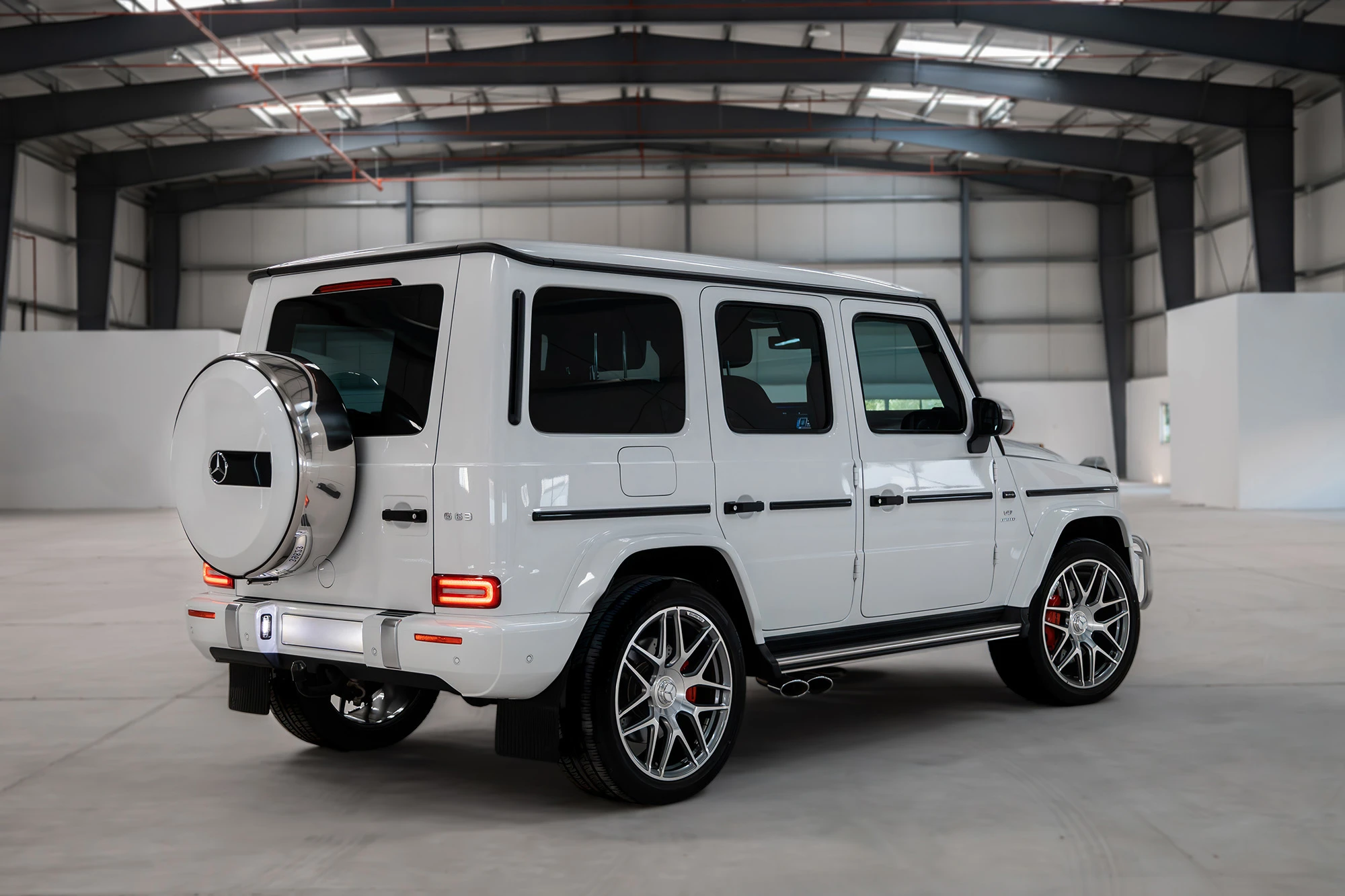 Mercedes G63 AMG White
