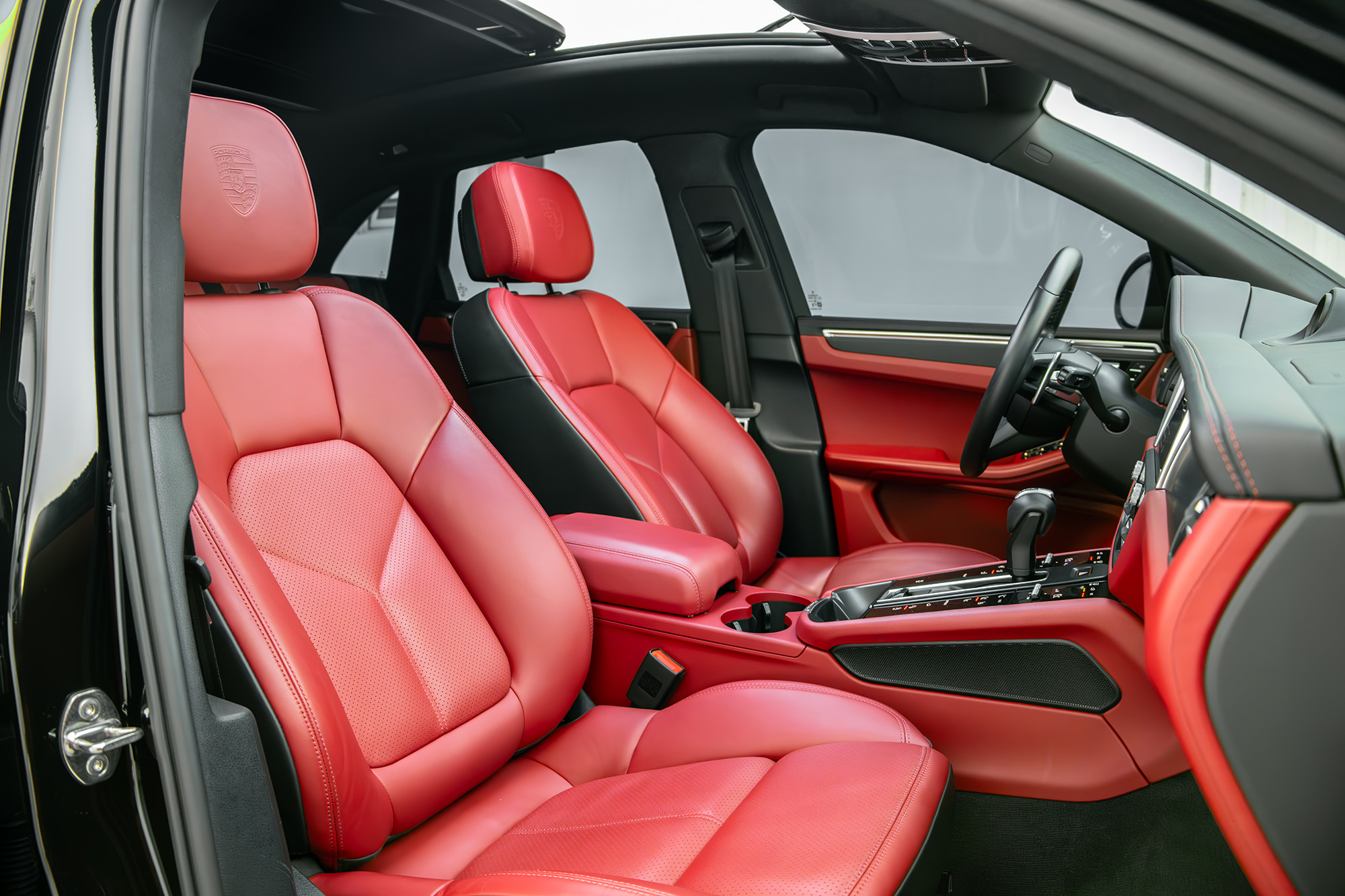 Porsche Macan Black Porsche Macan Black