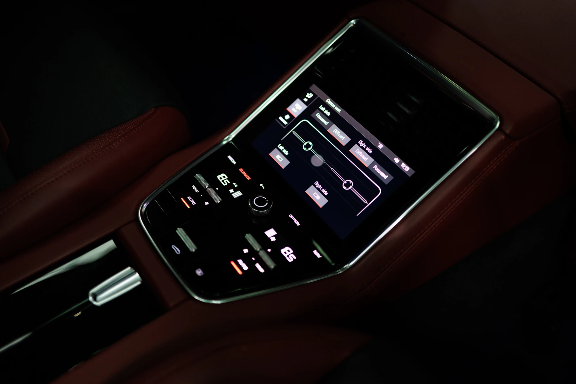 Porsche Panamera 4 Hybrid Orange