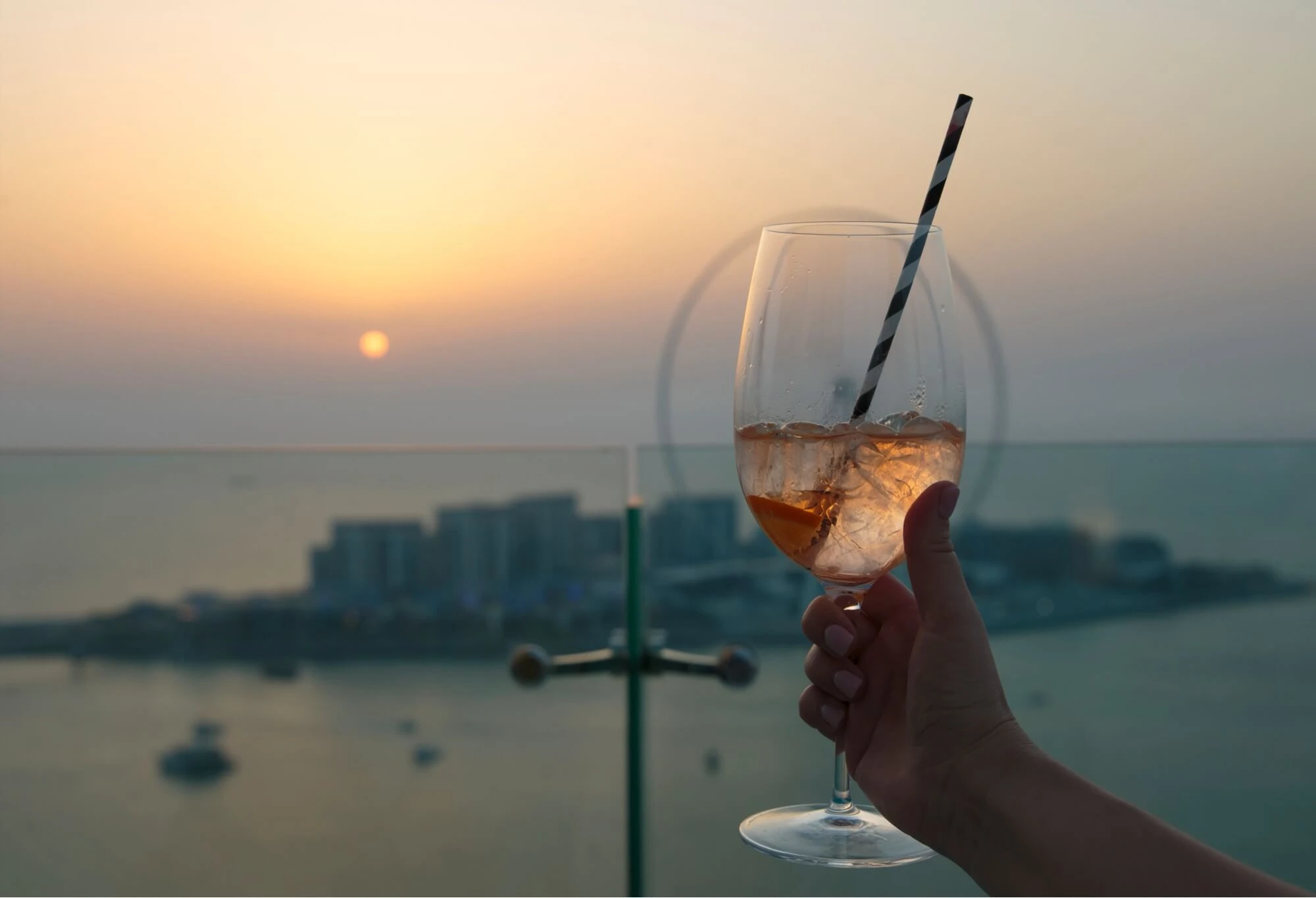 Dubai'de Ziyaret Edilebilecek En İyi Gece Kulüpleri
