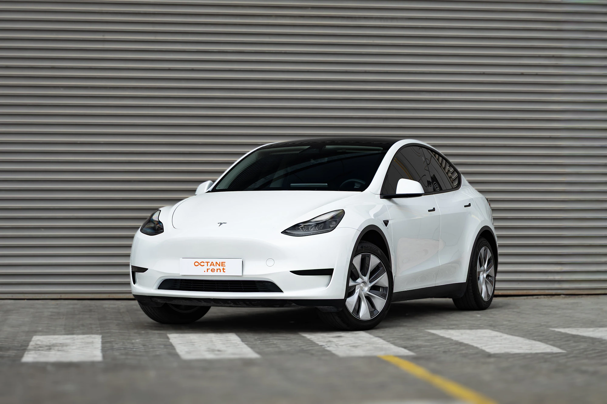 Tesla Model Y White Tesla Model Y White