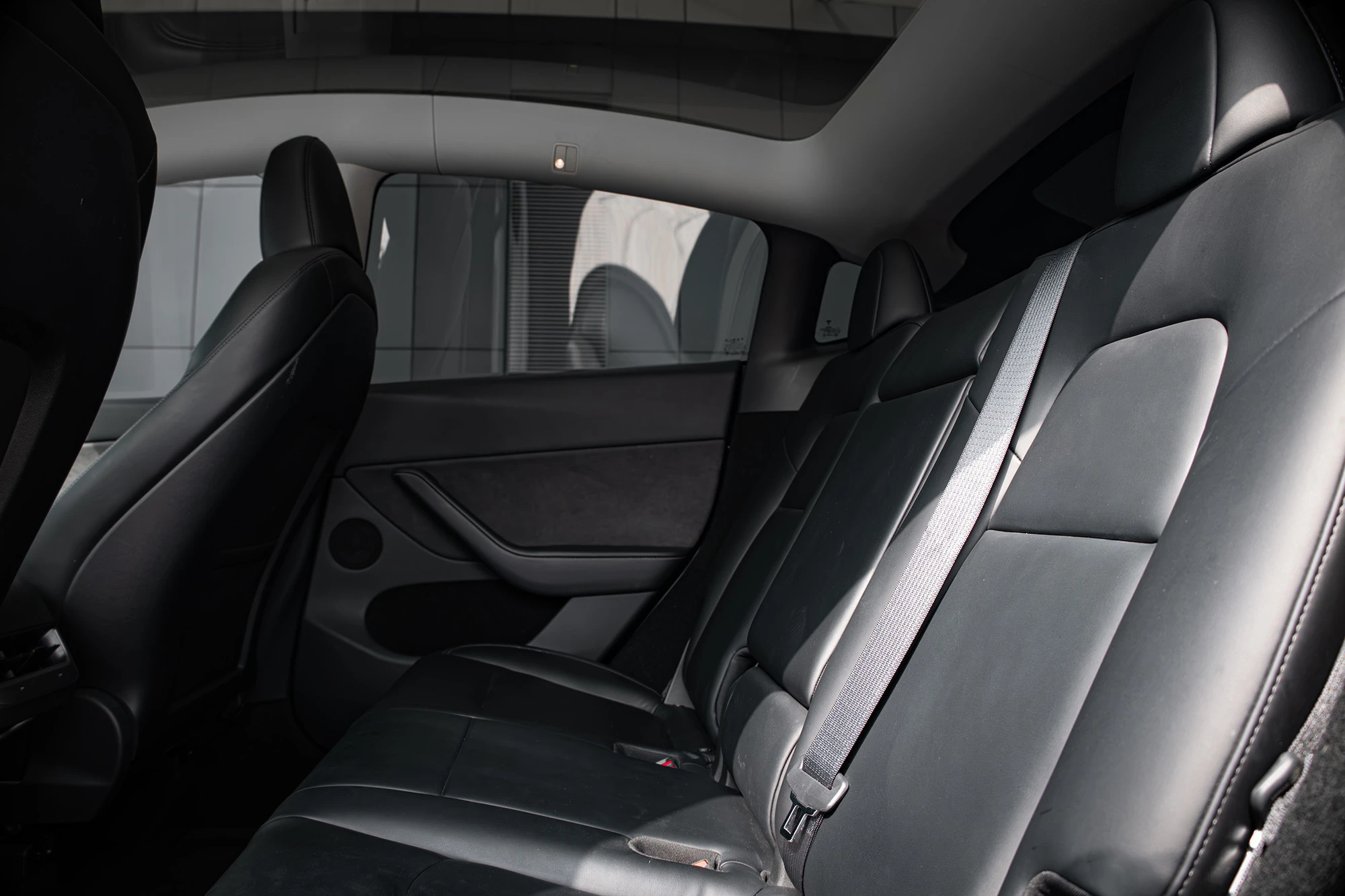 Tesla Model Y White Tesla Model Y White