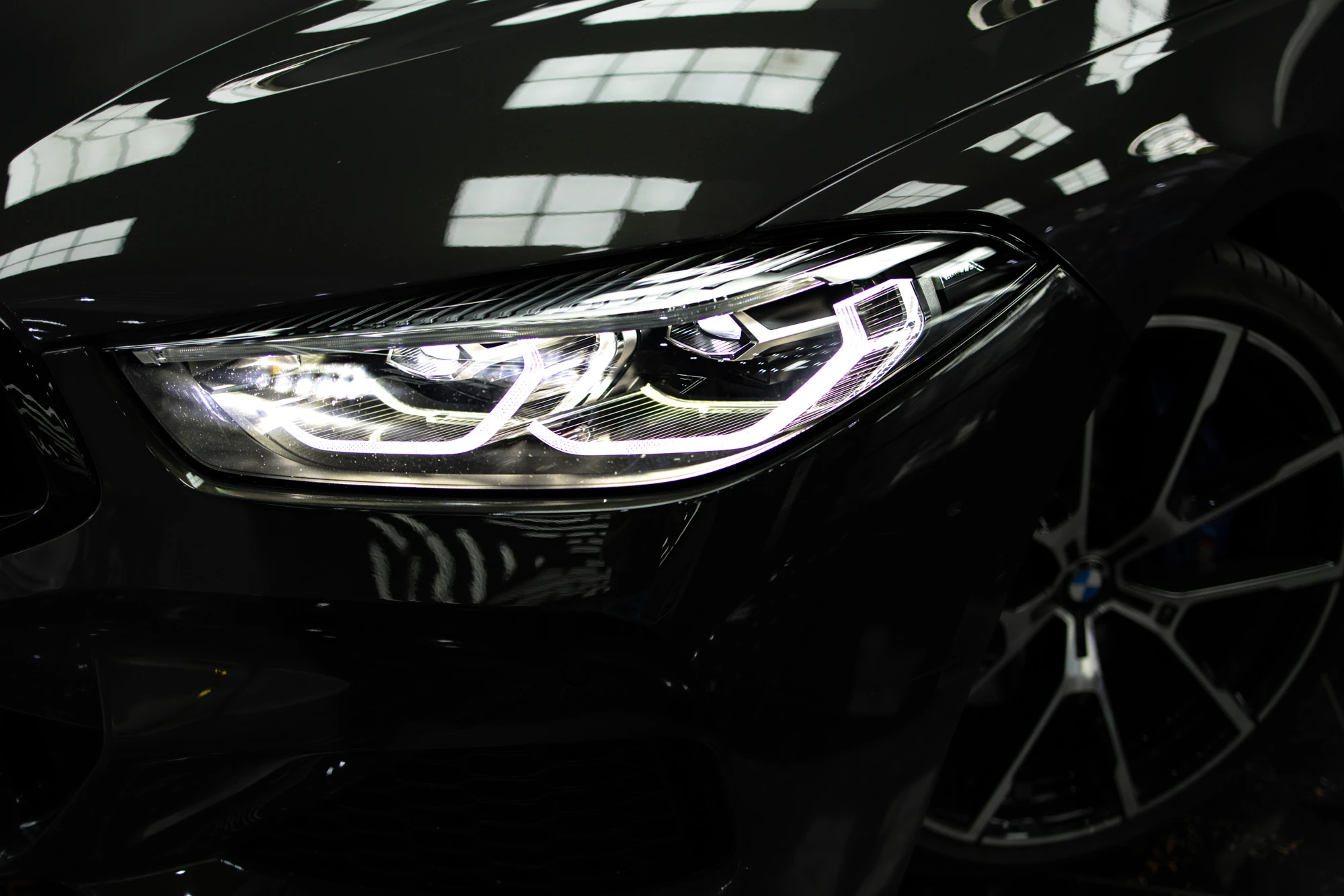 BMW 840i Cabriolet Gris