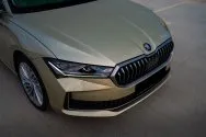 Skoda Superb Olive