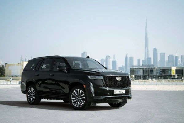 Cadillac Escalade nera