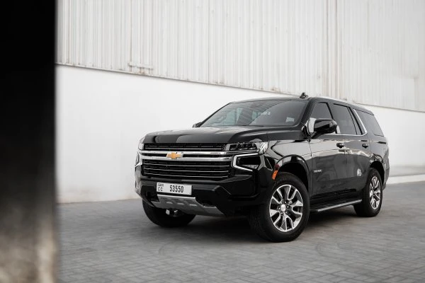 Chevrolet Tahoe Preto