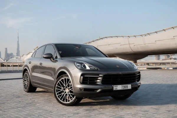 Porsche Cayenne Grijs