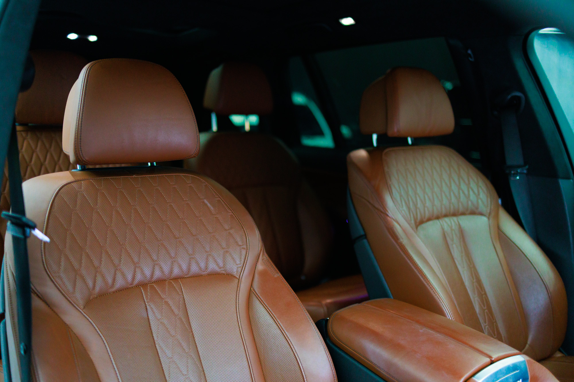 BMW X7 Dark Blue