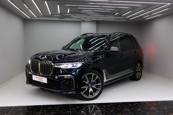 BMW X7 Dark Blue